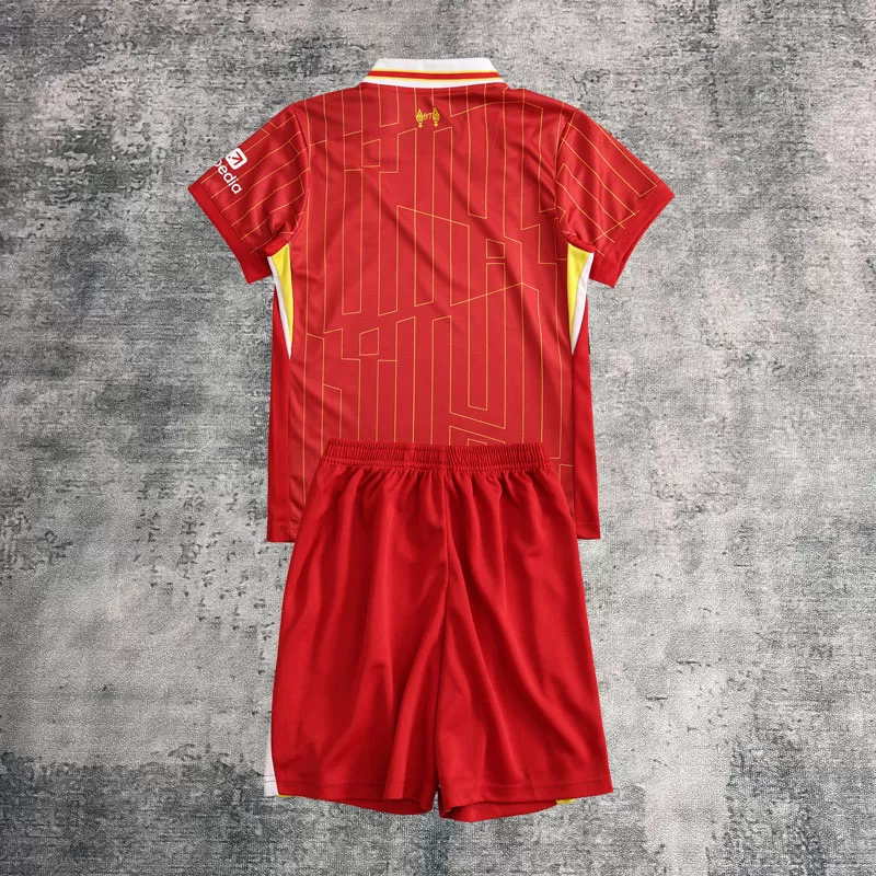 Tricou și pantaloni Liverpool copii 2024-2025 model acasă