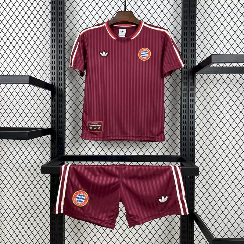 Echipament fotbal copii Bayern München 2025 Terrace Icons - tricou + short