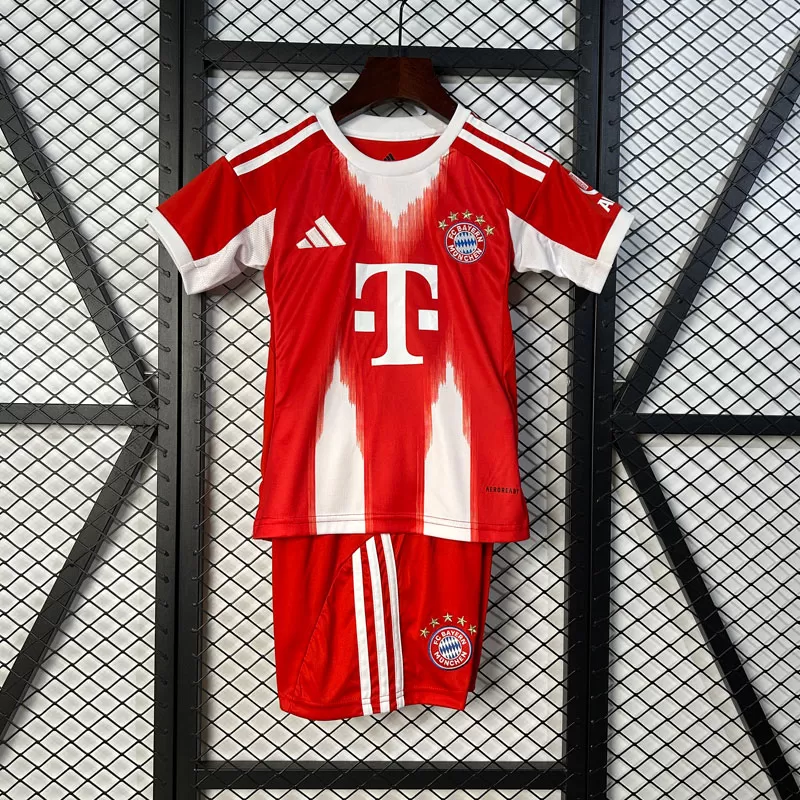 Echipament fotbal copii Bayern Munchen 2025-26 acasă