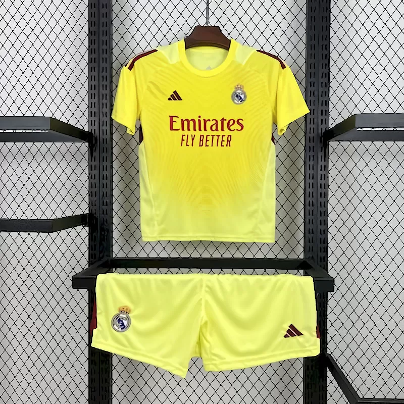 Echipament portar fotbal copii Real Madrid 2025/26 – set galben tricou + șort