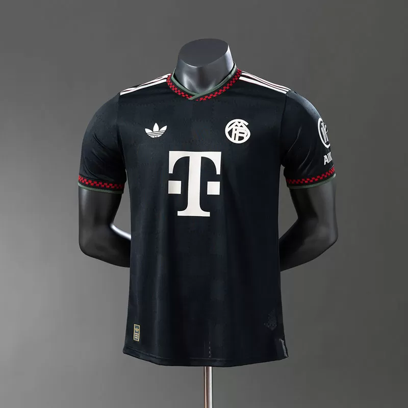 Tricouri de fotbal Bayern Munchen 2025-26 - treilea pentru bărbați