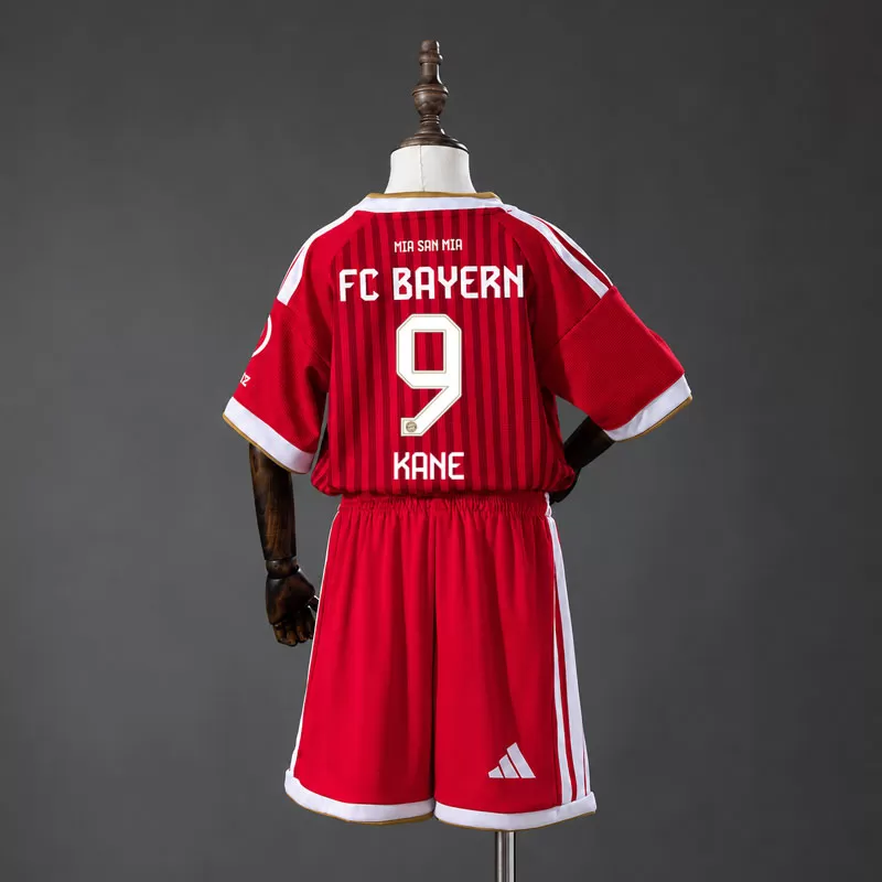 Bayern München 2026/27 – Echipament de Acasă pentru Copii cu KANE 9