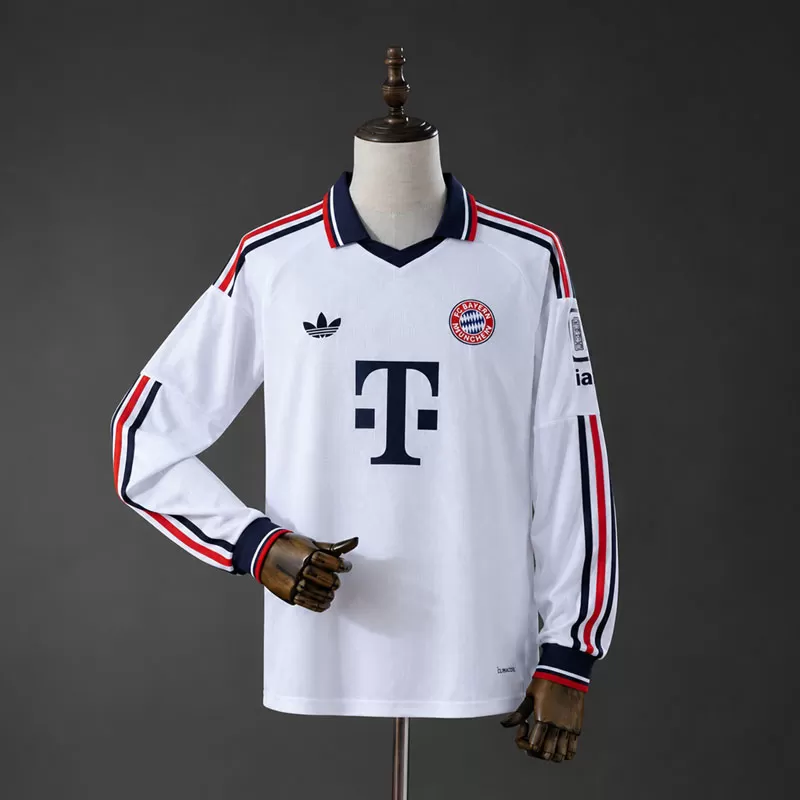 Tricou Bayern München 26/27 cu Mâneci Lungi – Echipament de Deplasare pentru Bărbați